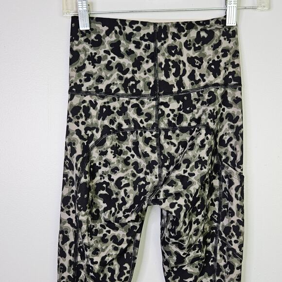 MIRACLESUIT Tummy Control Leggings Tortoise Shell Size Small Black Green $86 - Picture 9 of 11